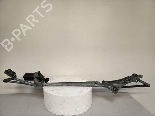 Used Front wiper motor MERCEDES-BENZ B-CLASS Sports Tourer (W245) B 170 (245.232) (116 hp) 32761386