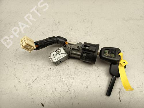 Used Ignition barrel TOYOTA AYGO (_B1_) 1.0 (KGB10_, KGB10R) (68 hp) 32762988