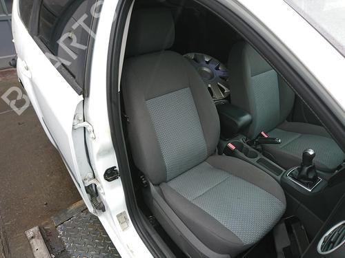 Used Right front seat FORD FOCUS II Turnier (DA_, FFS, DS) 1.6 TDCi (109 hp) 27229320