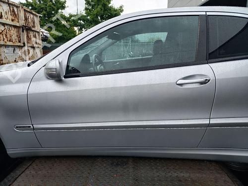 Used Left front door Left front door 32761596 32761596