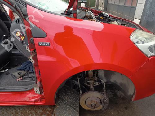 right-front-fenders-renault-clio-iii-br01-cr01-2005-2006-2007-2008-2009-2010-2011-2012-2013-2014-32763430 main image