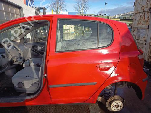 Dør venstre bagtil TOYOTA YARIS (_P1_) 1.3 (NCP10, SCP12_) (86 hp) 32762830