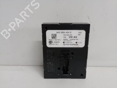 Used Electronic module AUDI A1 Sportback (8XA, 8XF) S1 quattro (231 hp) 27231826