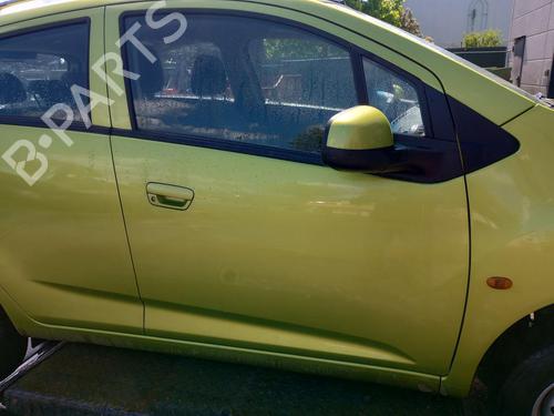 right-front-door-chevrolet-spark-m300-2009-32734003 main image