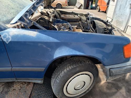 Used Right front fenders Right front fenders MERCEDES-BENZ 124 T-Model (S124) 230 TE (124.083) (132 hp) 36393800 36393800