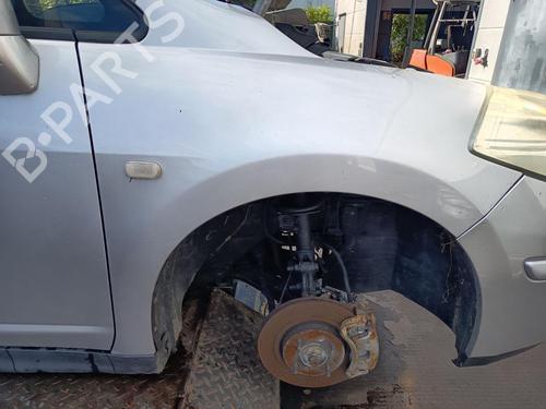 Used Right front fenders Right front fenders 38674066 38674066