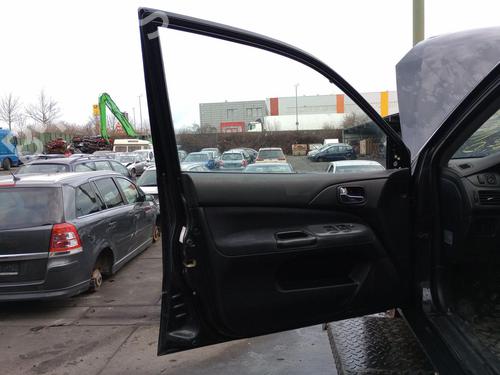 Left front door MITSUBISHI LANCER VII Estate (CS_W, CT_W) 2.0 (CS9W) | BP27230002C2 