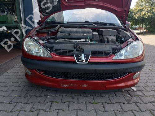 Used Front bumper PEUGEOT 206 Hatchback (2A/C) 1.4 16V (88 hp) 27231554