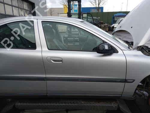 Used Right front door VOLVO S60 I (384) 2.4 (170 hp) 27233463