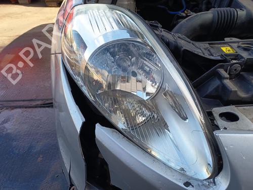 Used Right headlight Right headlight FIAT PUNTO EVO (199_) 1.2 (65 hp) 33469087 33469087