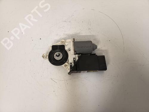 Used Left front window motor Left front window motor VW GOLF IV (1J1) 1.4 16V (75 hp) 32761097 32761097
