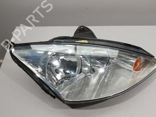 Used Right headlight FORD FOCUS I Turnier (DNW) 1.8 16V (115 hp) 27228999