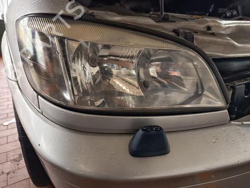 Used Right headlight Right headlight OPEL ZAFIRA A MPV (T98) 2.2 DTI 16V (F75) (125 hp) 33749173 33749173