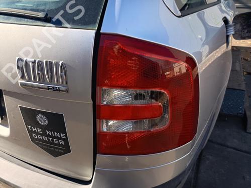 Used Right taillight Right taillight SKODA OCTAVIA II Combi (1Z5) 1.6 FSI (115 hp) 40461496 40461496