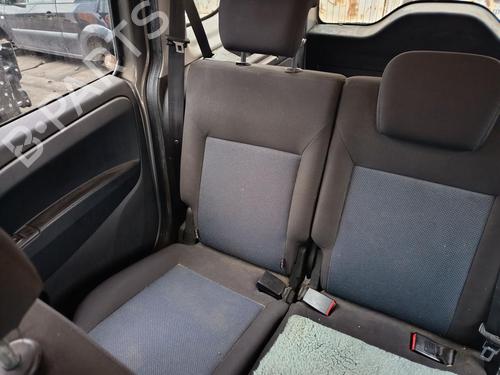 rear-seat-opel-combo-tour-x12-2012-32762607 main image