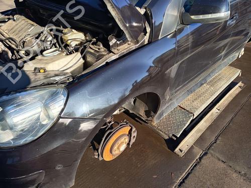 Used Left front fenders Left front fenders 32763048 32763048