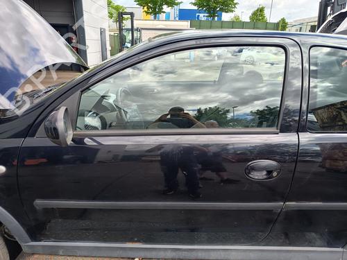 Used Left front door Left front door OPEL CORSA C (X01) 1.4 Twinport (F08, F68) (90 hp) 36420115 36420115