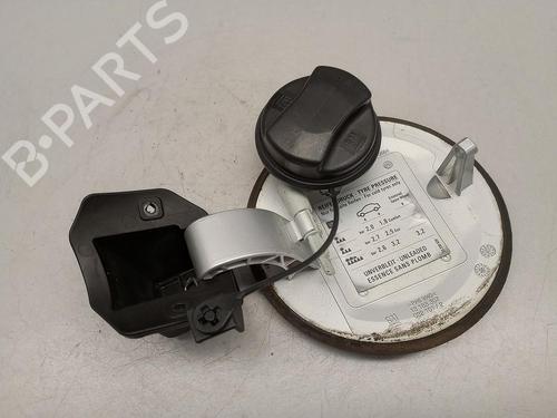 Klapa wlewu paliwa OPEL CORSA D (S07) 1.0 (L08, L68) | BP27228848C131 