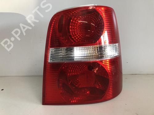 Used Right taillight VW TOURAN (1T1, 1T2) 1.6 FSI (115 hp) 27229493