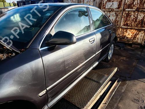 Used Left front door Left front door AUDI A8 D3 (4E2, 4E8) 4.0 TDI quattro (275 hp) 40239091 40239091