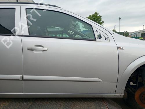 Right front door OPEL ASTRA H Estate (A04) 1.7 CDTI (L35) | BP27230865C3 