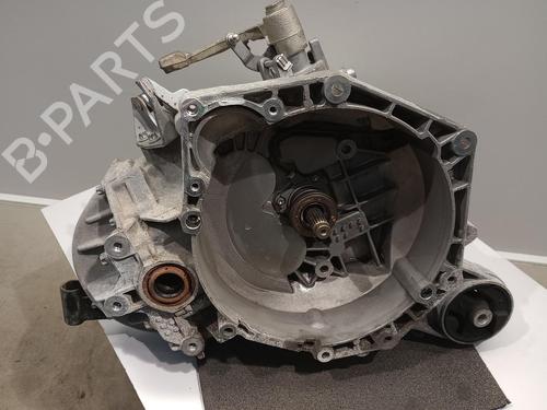 Getriebe für OPEL VECTRA C (Z02) 1.9 CDTI (F69) (100 hp) 27228864