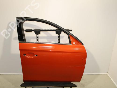 Used Right front door OPEL CORSA F (P2JO) 1.2 (68) (75 hp) 27229623