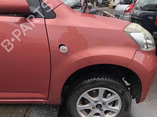 Used Right front fenders DAIHATSU SIRION (M3_) 1.3 (M301) (87 hp) 32733675
