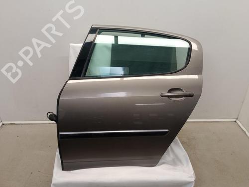 Used Left rear door Left rear door 32733546 32733546