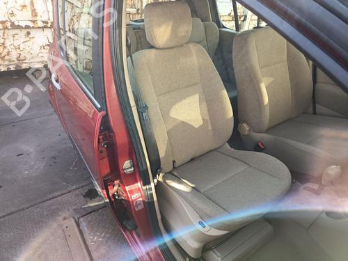 Used Right front seat Right front seat RENAULT MODUS / GRAND MODUS (F/JP0_) 1.6 (JP03, JP0B, JP0U, JP0Y, JP1G) (112 hp) 33749299 33749299