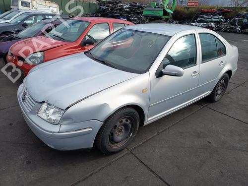 Recambios VW BORA I (1J2)  1.6  4524757