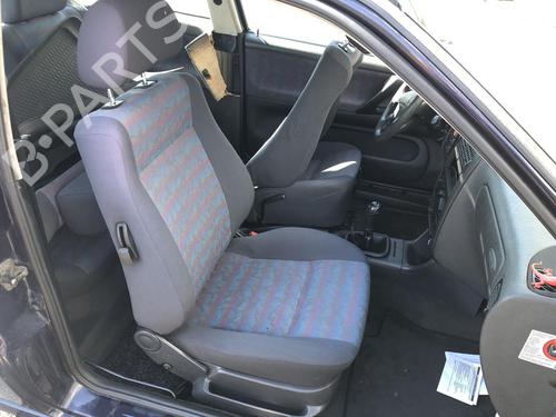 Sæde højre fortil VW POLO III (6N1) 60 1.4 (60 hp) 32760861