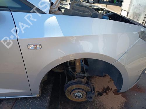 Used Right front fenders Right front fenders 38038811 38038811