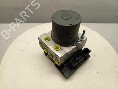 Used ABS pump NISSAN QASHQAI I (J10, NJ10) 1.6 (117 hp) 32762509