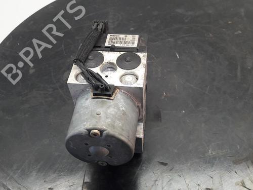 Used ABS pump TOYOTA COROLLA (_E12_) 1.4 VVT-i (ZZE120_, ZZE120R) (97 hp) 27226906