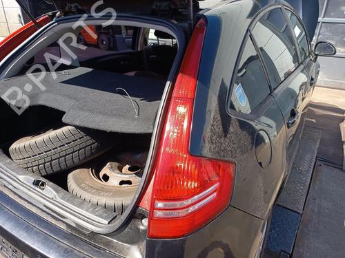 right-taillight-citroen-c4-coupe-la_-2004-2005-2006-2007-2008-2009-2010-2011-2012-2013-36938093 main image