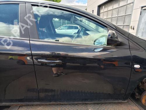 Used Right front door Right front door 37272011 37272011