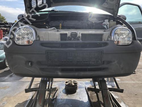 Used Front bumper Front bumper RENAULT TWINGO I (C06_) 1.2 16V (C06C, C06D, C06K) (75 hp) 32760957 32760957