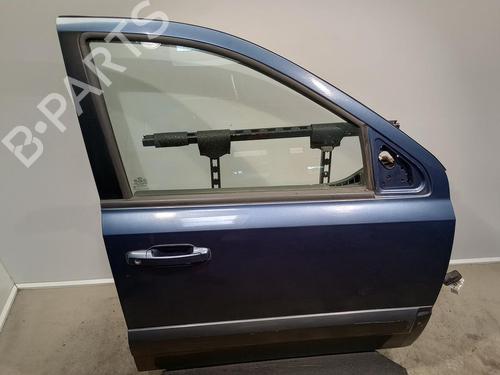 Right front door KIA SORENTO I (JC) 2.5 CRDi 4WD | BP27228101C3 