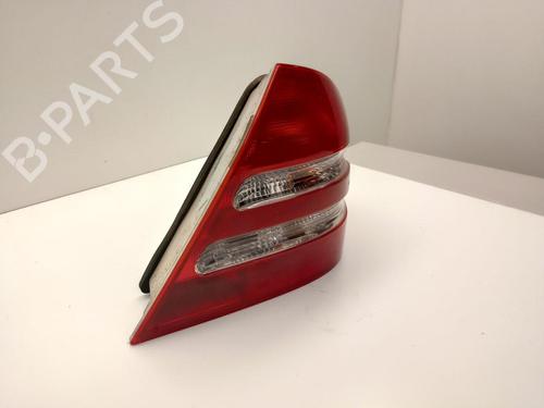 Right taillight MERCEDES-BENZ C-CLASS (W203) C 180 Kompressor (203.046) | BP27233392C35 