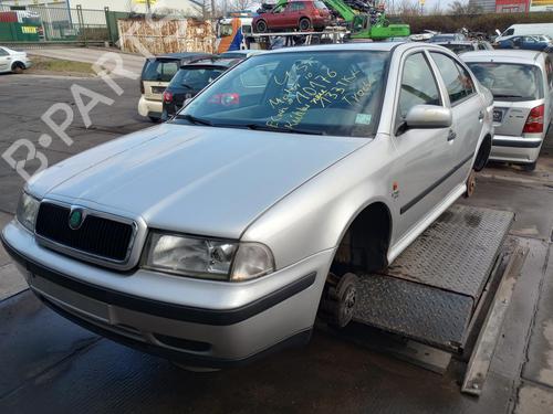 Used Parts SKODA OCTAVIA I (1U2) 1.6 (75 hp) 2937795