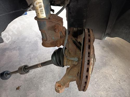 Used Right front steering knuckle Right front steering knuckle OPEL CORSA D (S07) 1.4 (L08, L68) (90 hp) 33410373 33410373