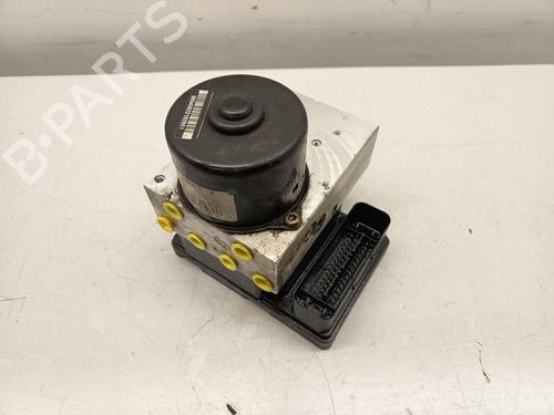 Used ABS pump ABS pump VW TRANSPORTER T5 Van (7HA, 7HH, 7EA, 7EH) 1.9 TDI (84 hp) 33917411 33917411