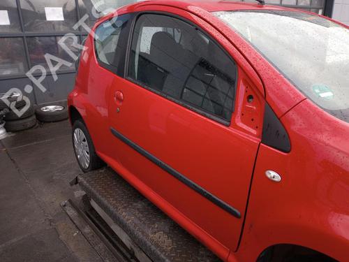 Right front door CITROËN C1 (PM_, PN_) 1.4 HDi | BP27232387C3 