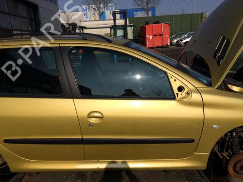Used Right front door PEUGEOT 206 SW (2E/K) 1.4 16V (88 hp) 27230255