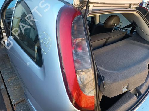 Feu arrière gauche Feu arrière gauche OPEL CORSA C (X01) 1.0 (F08, F68) (60 hp) 33749214 33749214