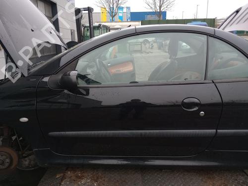 Used Left front door PEUGEOT 206 CC (2D) 1.6 16V (2DNFUF, 2DNFUR) (109 hp) 27232626