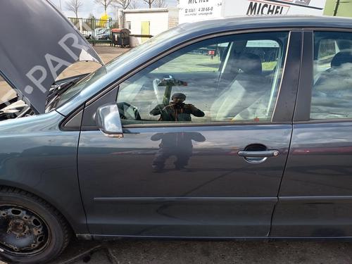 Used Left front door Left front door VW POLO IV (9N_, 9A_) 1.2 12V (64 hp) 33438364 33438364