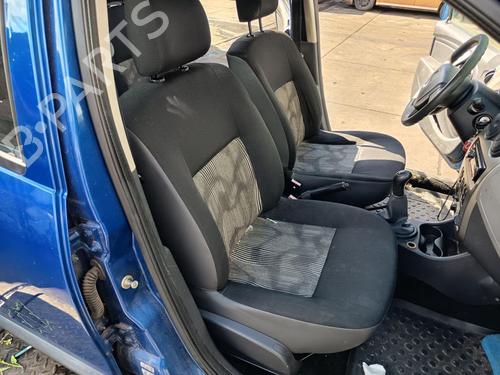 right-front-seat-dacia-sandero-ii-2012-36393787 main image