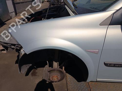 Used Left front fenders Left front fenders RENAULT MEGANE II (BM0/1_, CM0/1_) 1.4 16V (BM0B, CM0B) (98 hp) 35916793 35916793